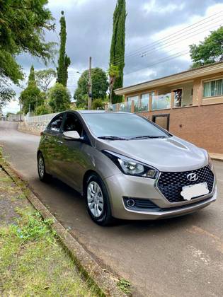HYUNDAI HB20 1.0 COMFORT 12V FLEX 4P MANUAL HYUNDAI HB20 1.0 COMFORT 12V FLEX 4P MANUAL